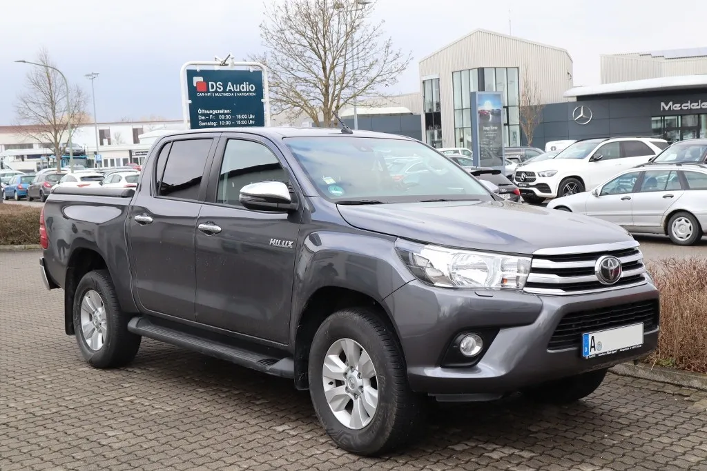 Hilux_Radio_GPS_DVD_2DIN_1