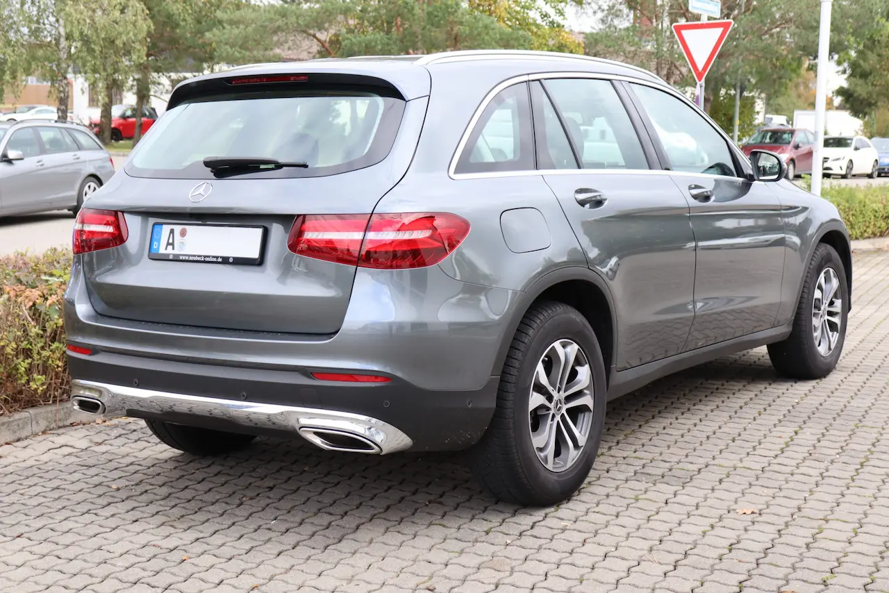 Mercedes_GLC6