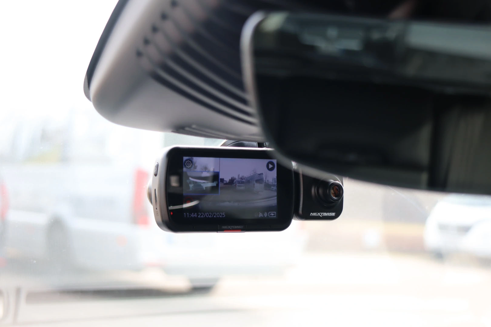 mini-dashcam-nachruesten-und-einbauen-lassen