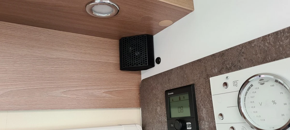 reisemobil-wohnmobil-caravan-kamera-innen