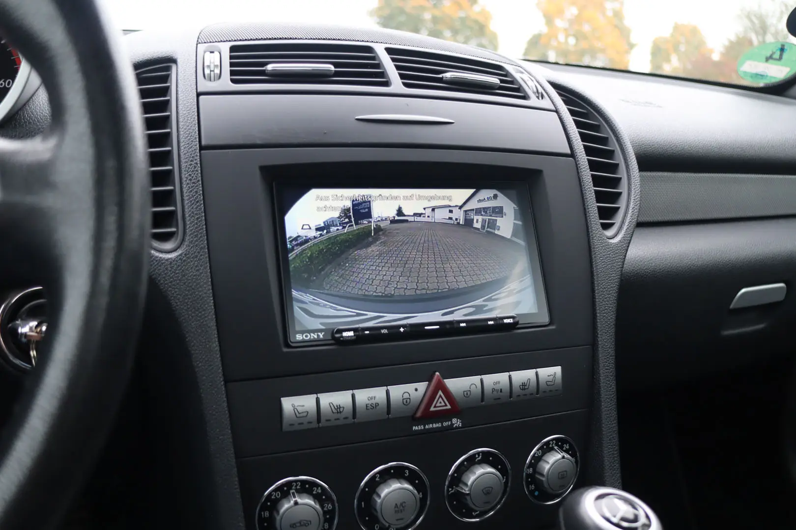 rueckfahrkamera-hd-qualitaet-nachruesten-lassen-werkstatt-hifi-augsburg-bayern-4