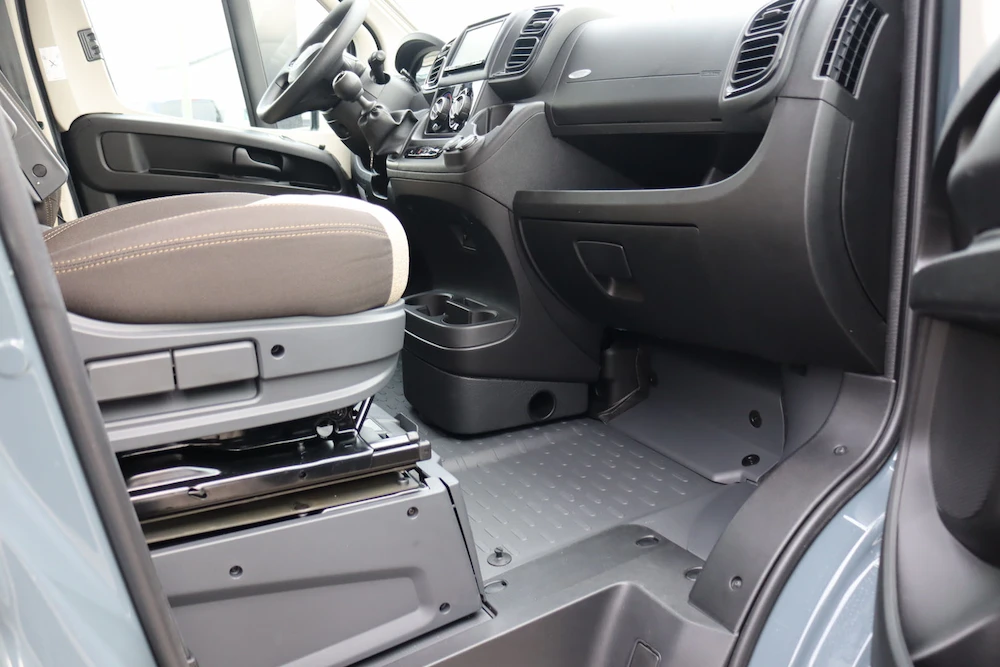 wohnmobil-soundsystem-nachruesten-lassen-subwoofer-lautsprecher