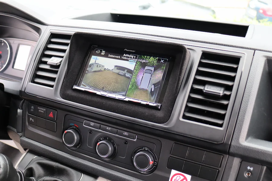 Transporter & Nutzfahrzeuge